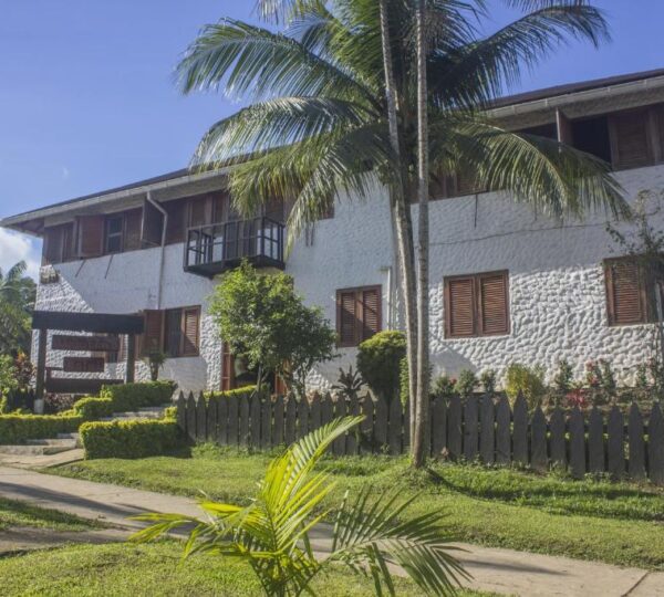 hotel waira selva leticia